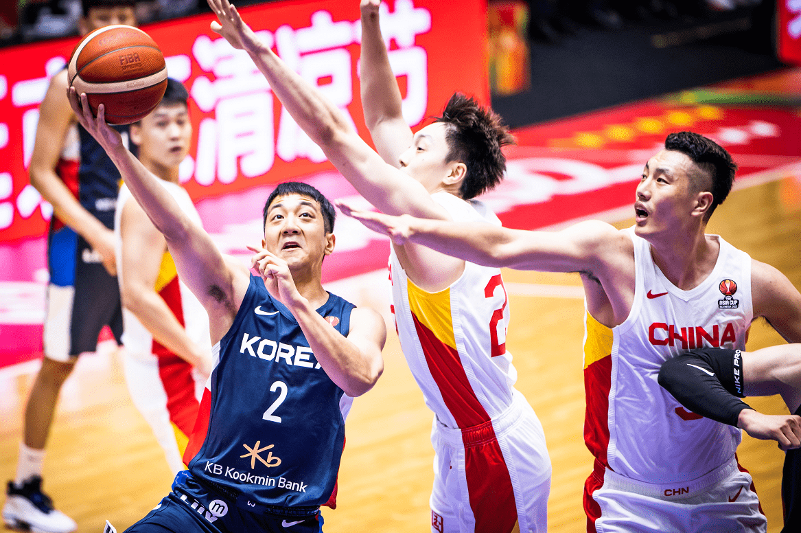 全场亮点:李明突破送出助攻,展现攻防全能!的简单介绍 全场亮点:李明突破送出助攻,展现攻防全能!的简单介绍